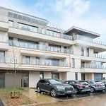 Brand New With 2 Bedrooms Apartment *